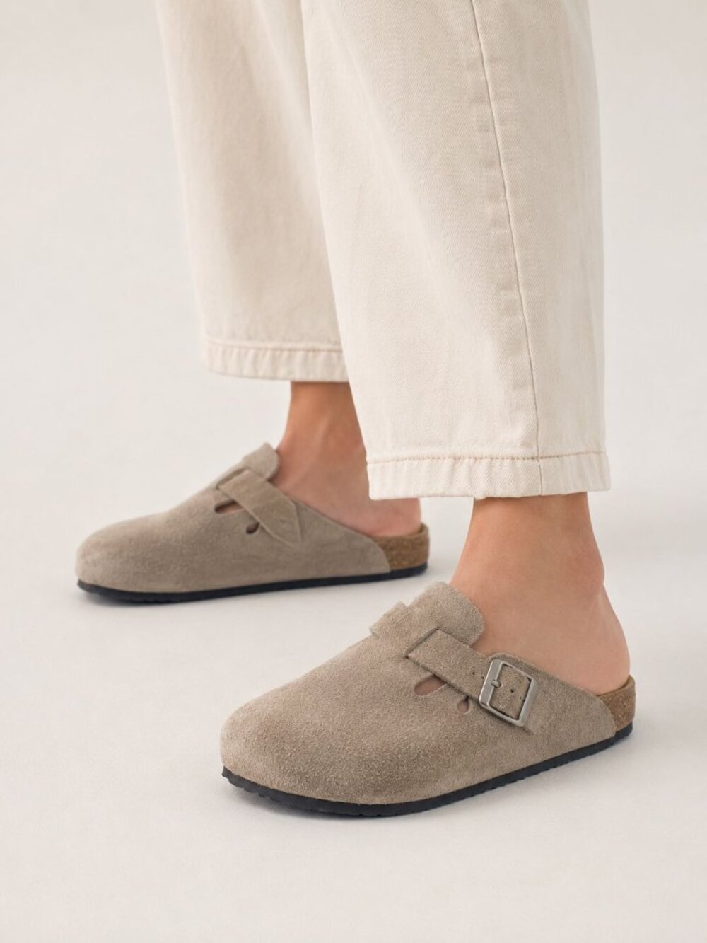 Quince Water Repellent Suede Clog Mule Size 8 Casual Comfy Everyday Wear